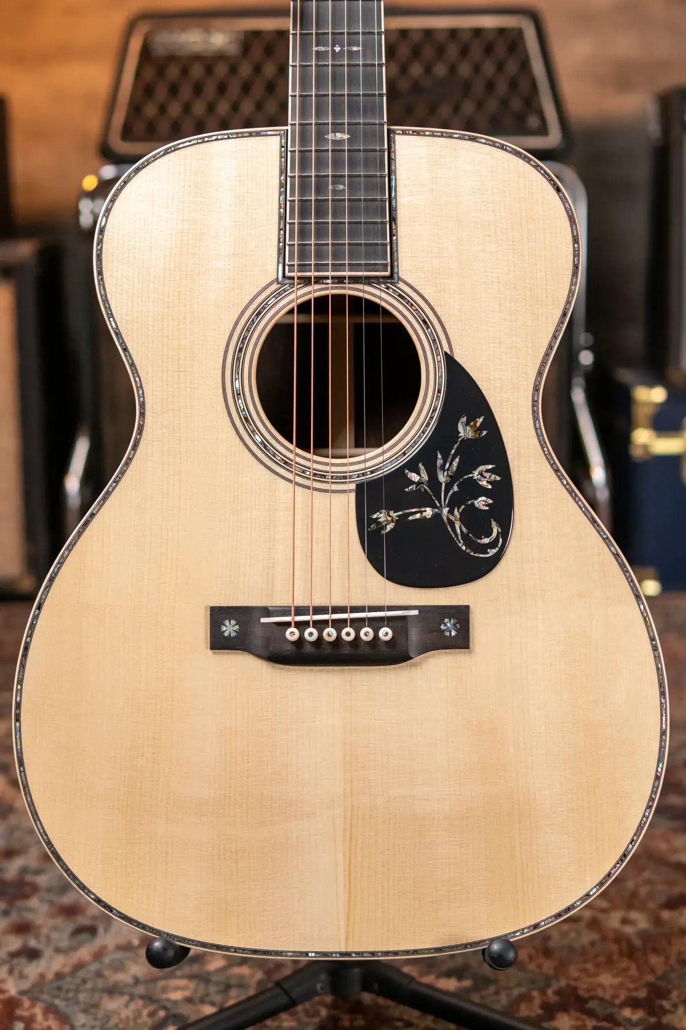 Martin 000 14F Acoustic Wild Grain East Indian Rosewood with Hardshell Case 671006fe9e402