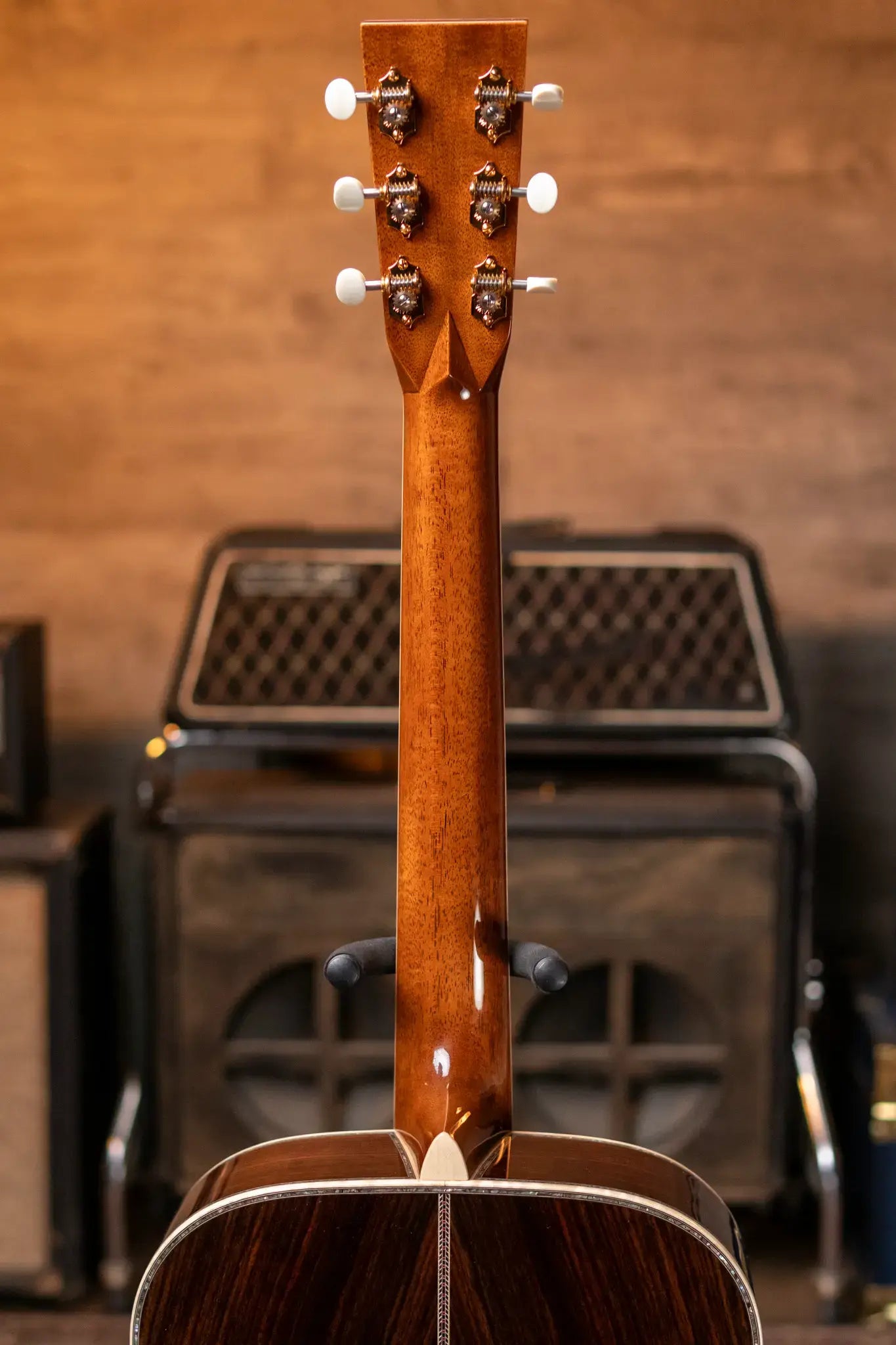 Martin 000 14F Acoustic Wild Grain East Indian Rosewood with Hardshell Case 67100701ad9ce