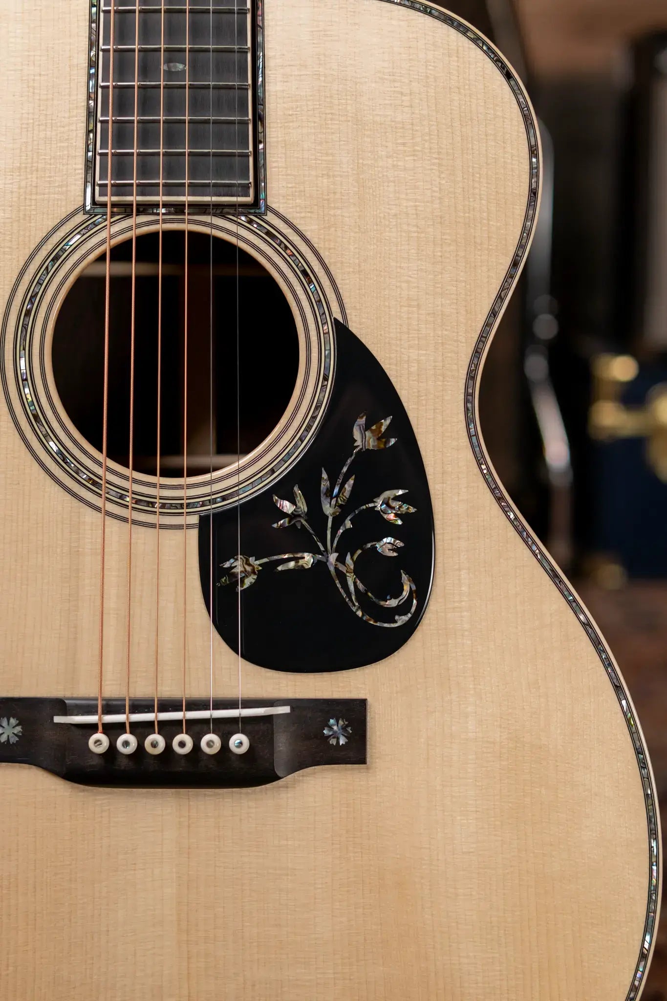 Martin 000 14F Acoustic Wild Grain East Indian Rosewood with Hardshell Case 67100702d1f0d