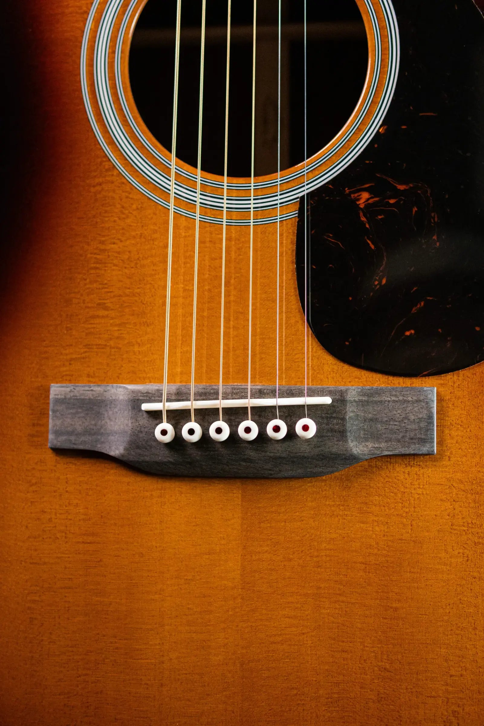 Martin 000-28 Standard Series Acoustic Guitar - 1935 Sunburst with Hardshell Case