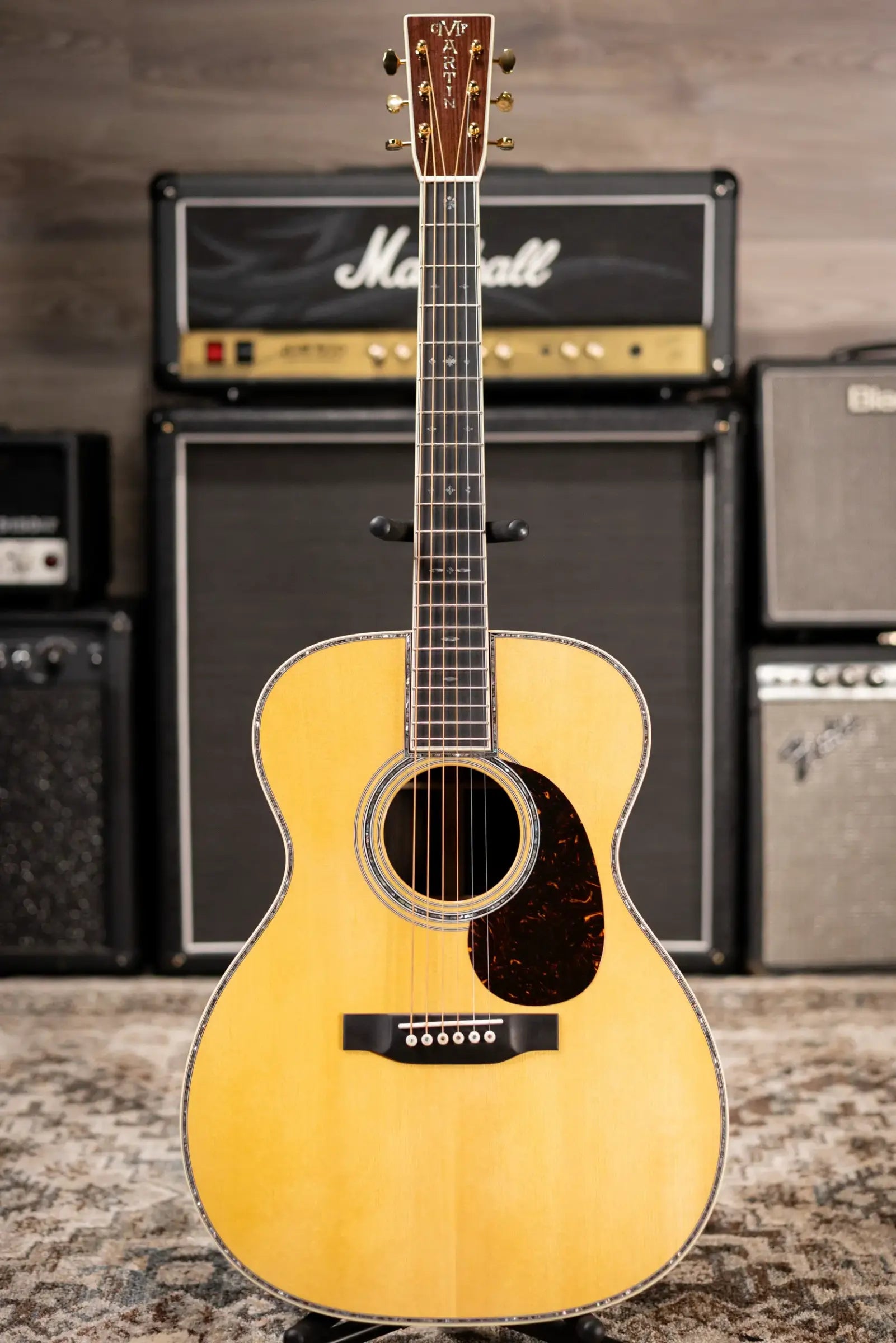 Martin 000-42 Standard Acoustic Guitar - Natural with Hardshell Case