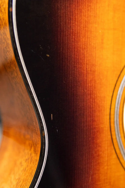 Martin 00-18 Joe Bonamassa Signature Acoustic Guitar - Burst with Hardshell Case