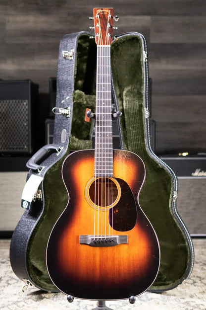 Martin 00-18 Joe Bonamassa Signature Acoustic Guitar - Burst with Hardshell Case