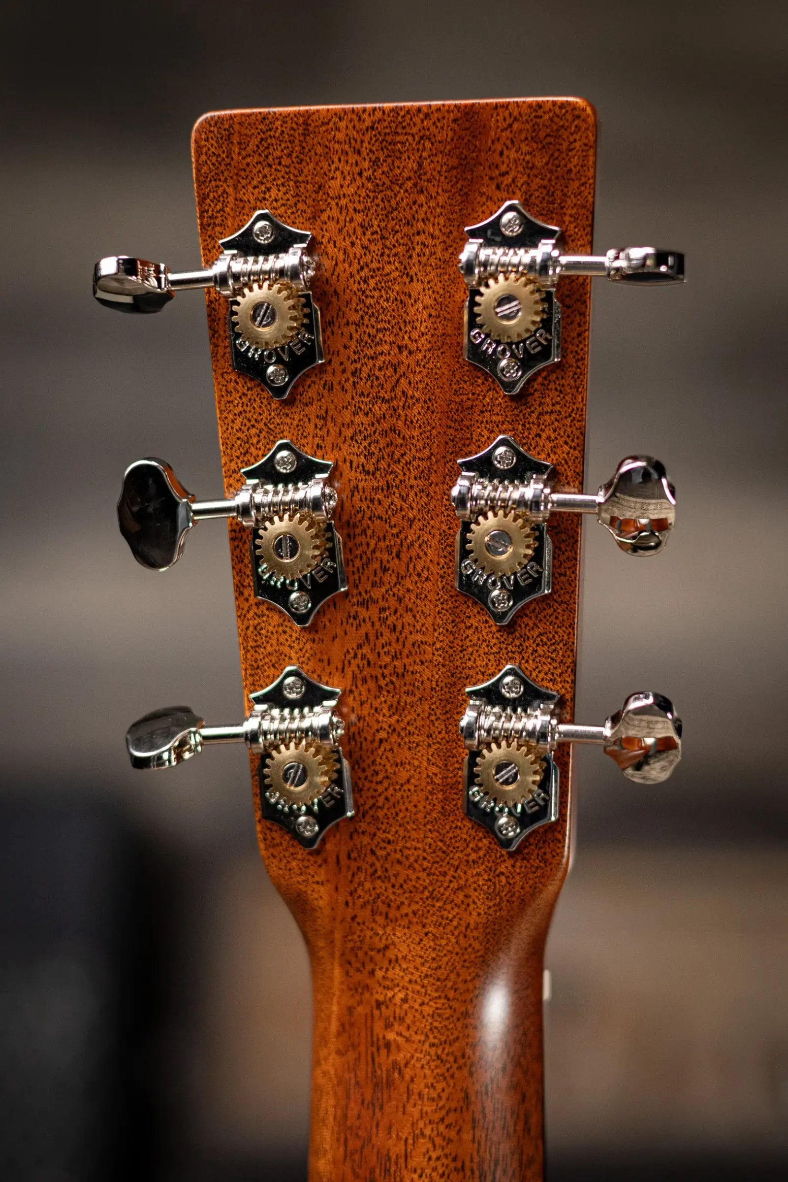 Martin 00-18 Standard Series Acoustic Guitar with Hardshell Case