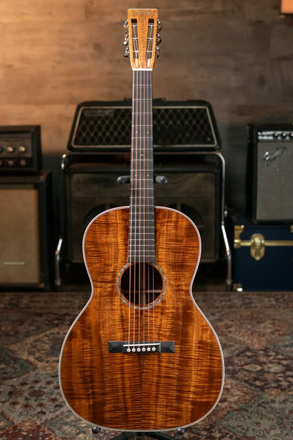 Martin Custom Shop 000 Acoustic Extra Figured Koa with Hardshell Case 672bb84e19458