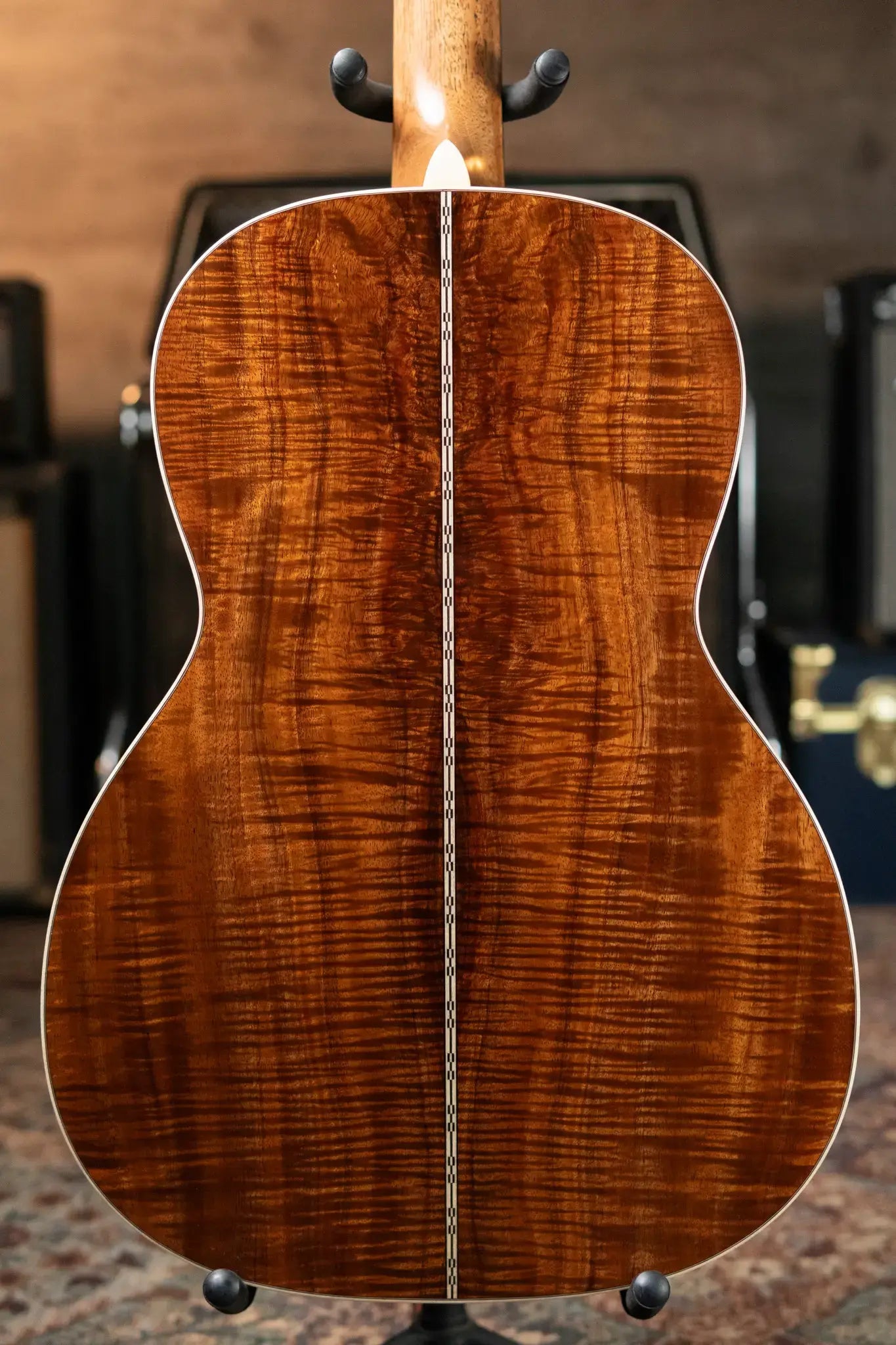 Martin Custom Shop 000 Acoustic Extra Figured Koa with Hardshell Case 672bb8539c14a
