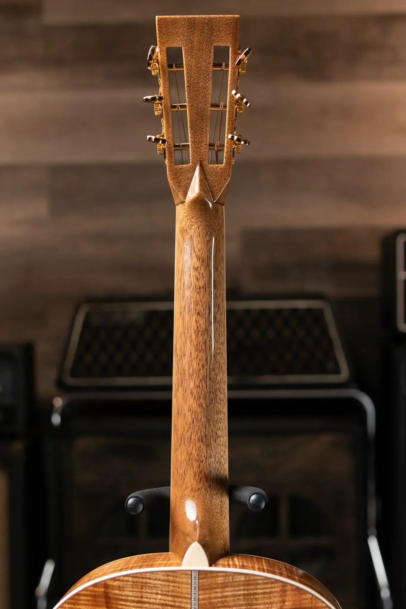 Martin Custom Shop 000 Acoustic Highly Figured Koa with Hardshell Case 6758a14edad1b