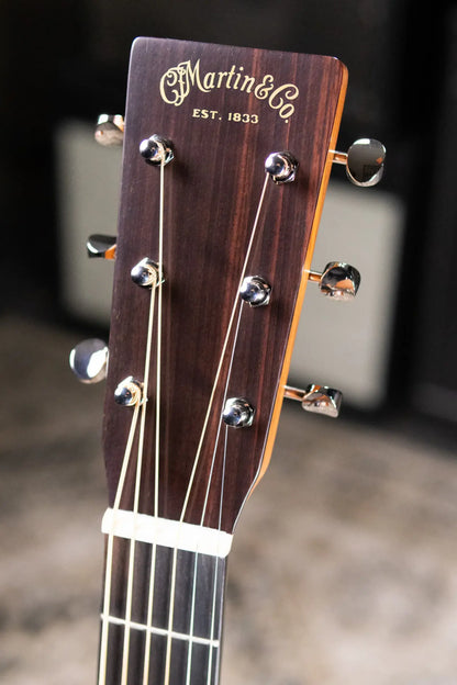 Martin Custom Shop 0-18 Acoustic Guitar with Hardshell Case