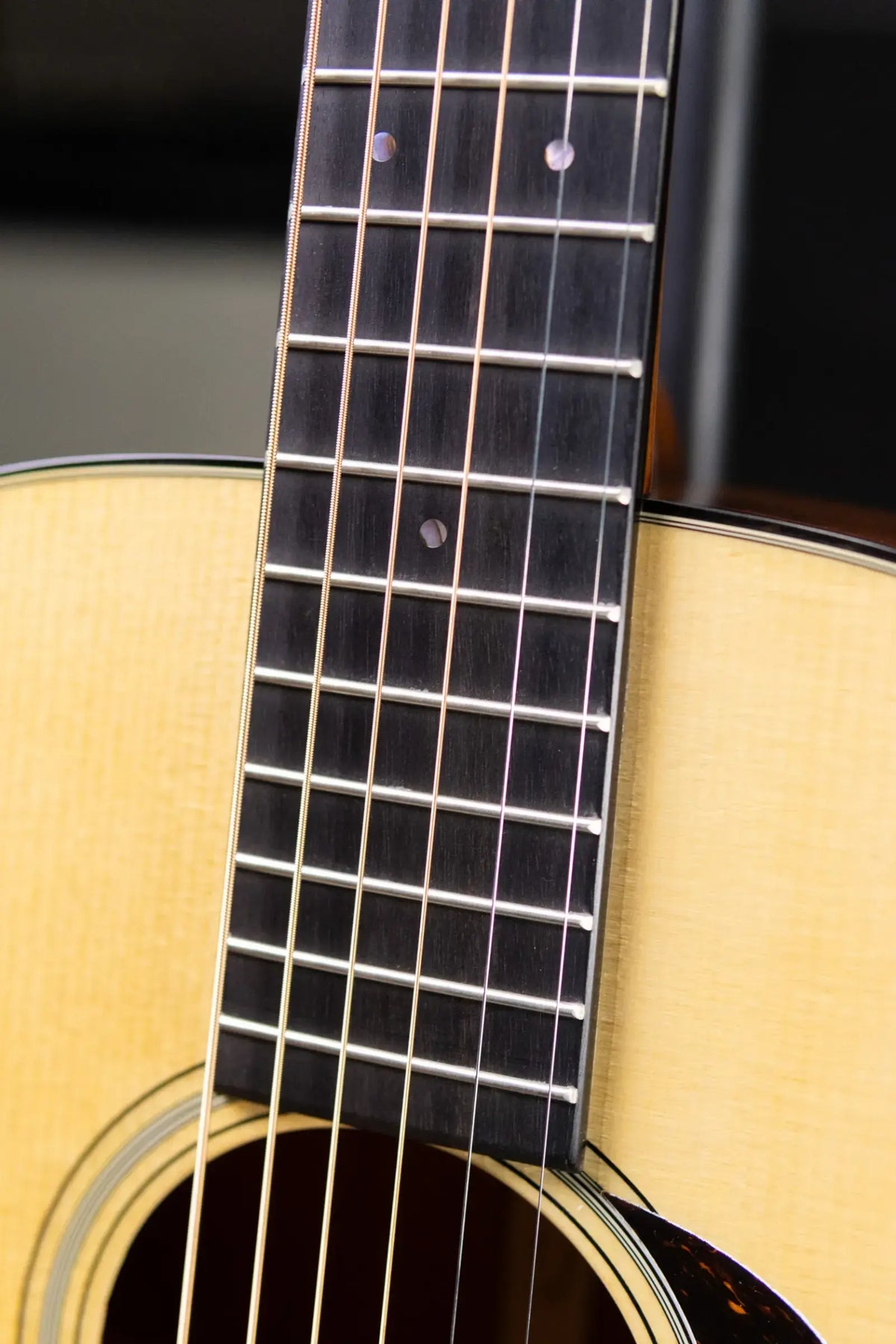 Martin Custom Shop 0-18 Acoustic Guitar with Hardshell Case