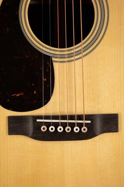 Martin Custom Shop 0-28 Left-Handed Limited Edition Acoustic Guitar with Hardshell Case