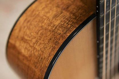 Martin Custom Old Style 18 0 Acoustic Guitar - Flamed Mahogany/Western Red Cedar with Hardshell Case