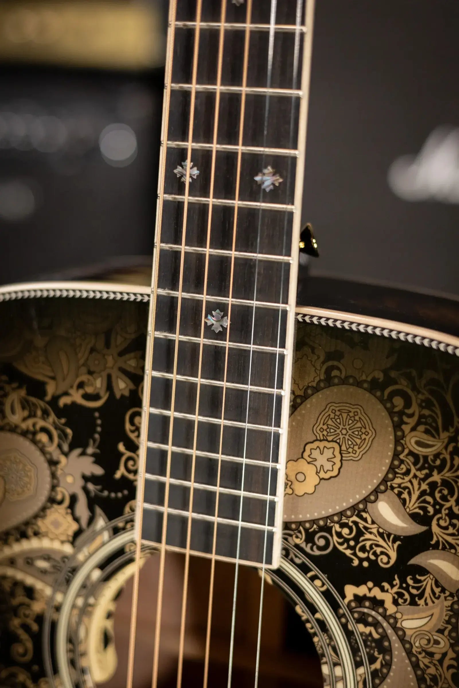 Martin Custom Shop M Acoustic/Electric Guitar - Paisley Ember Burst with Hardshell Case