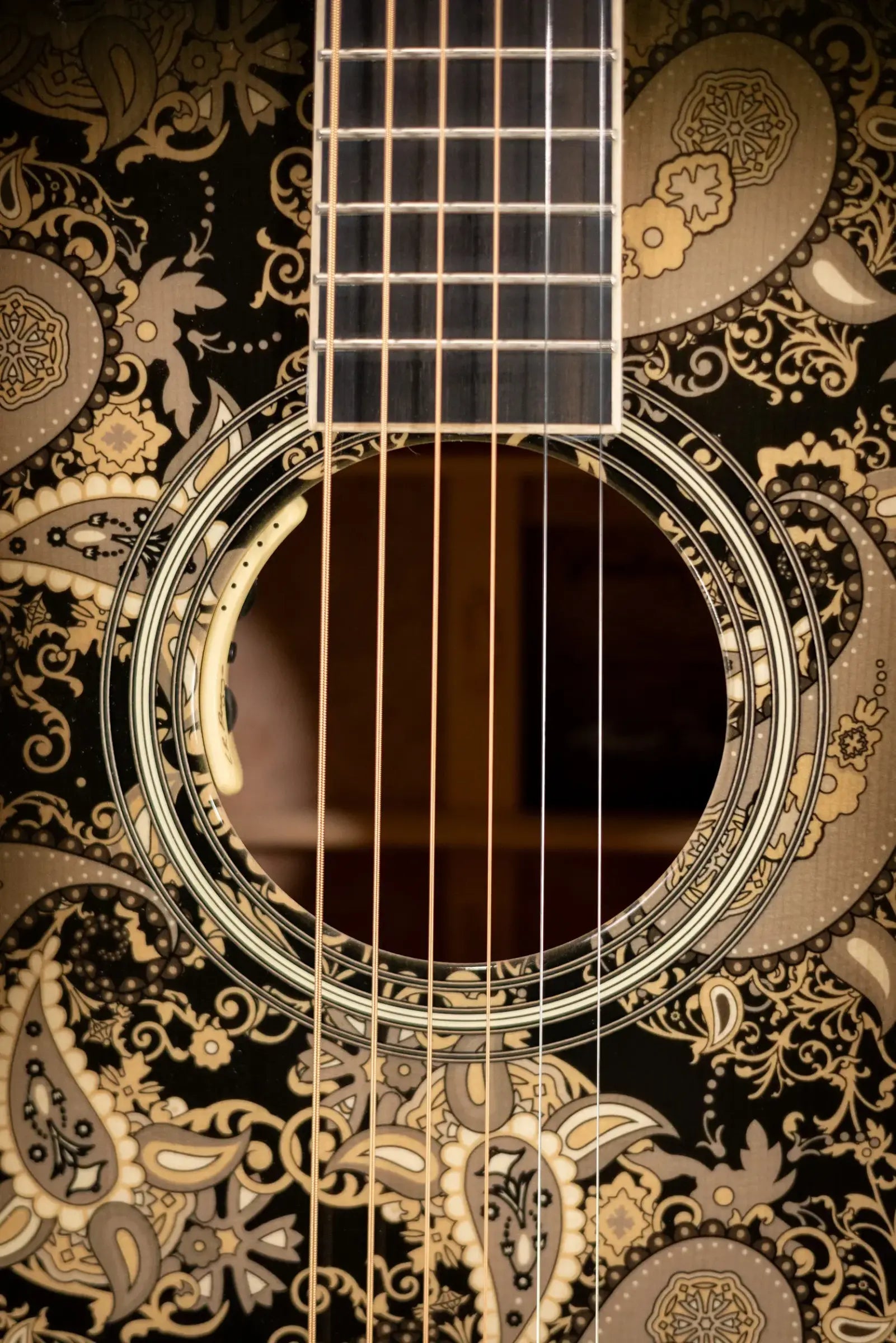 Martin Custom Shop M Acoustic/Electric Guitar - Paisley Ember Burst with Hardshell Case