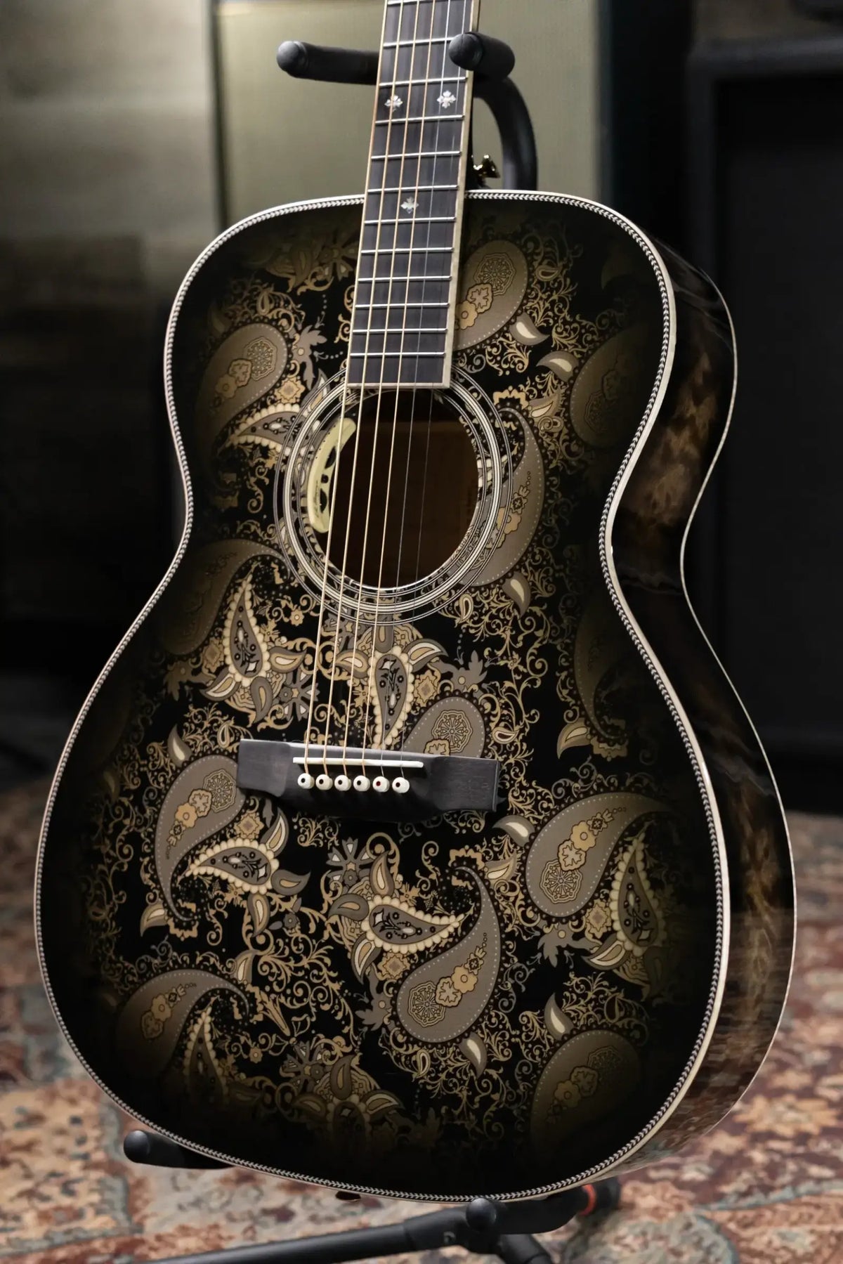 Martin Custom Shop M Acoustic/Electric Guitar - Paisley Ember Burst with Hardshell Case