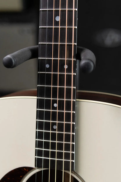 Martin J-16E Left-Handed 16 Series Acoustic/Electric Guitar - Cream with Gig Bag