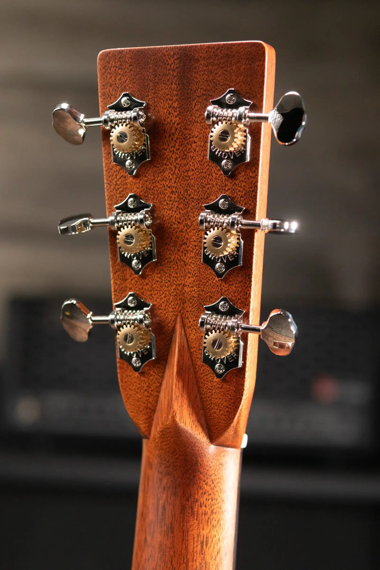 Martin OM-28 Acoustic Guitar - 1935 Sunburst with Hardshell Case