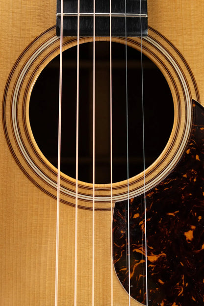 Martin OM-28 Authentic 1931 Acoustic Guitar with Hardshell Case - Used