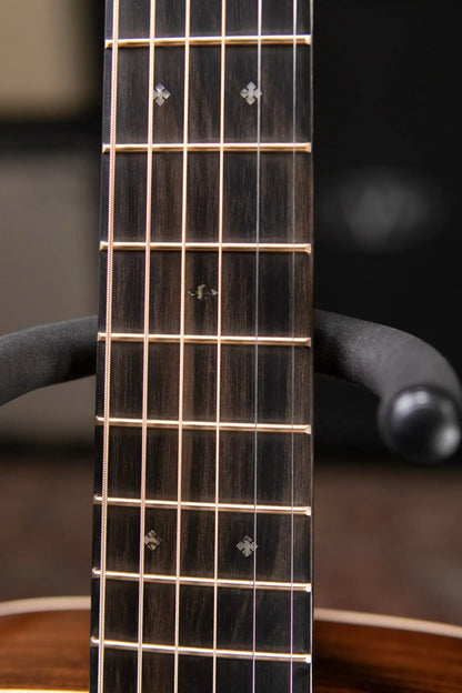 Martin OM-28 Modern Deluxe Acoustic Guitar with Hardshell Case - Demo