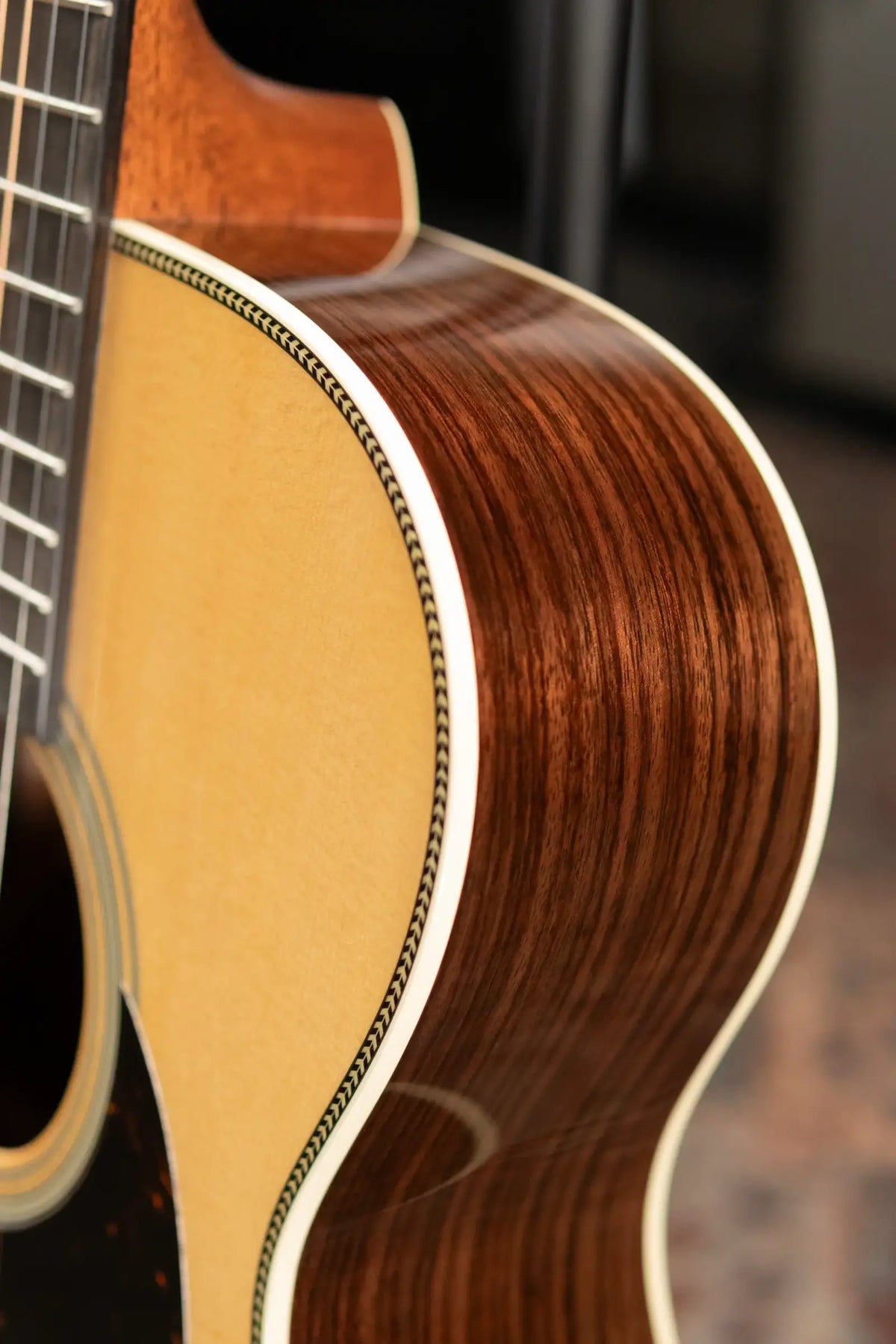 Martin OM-28 Standard Series Acoustic Guitar with Hardshell Case - Demo