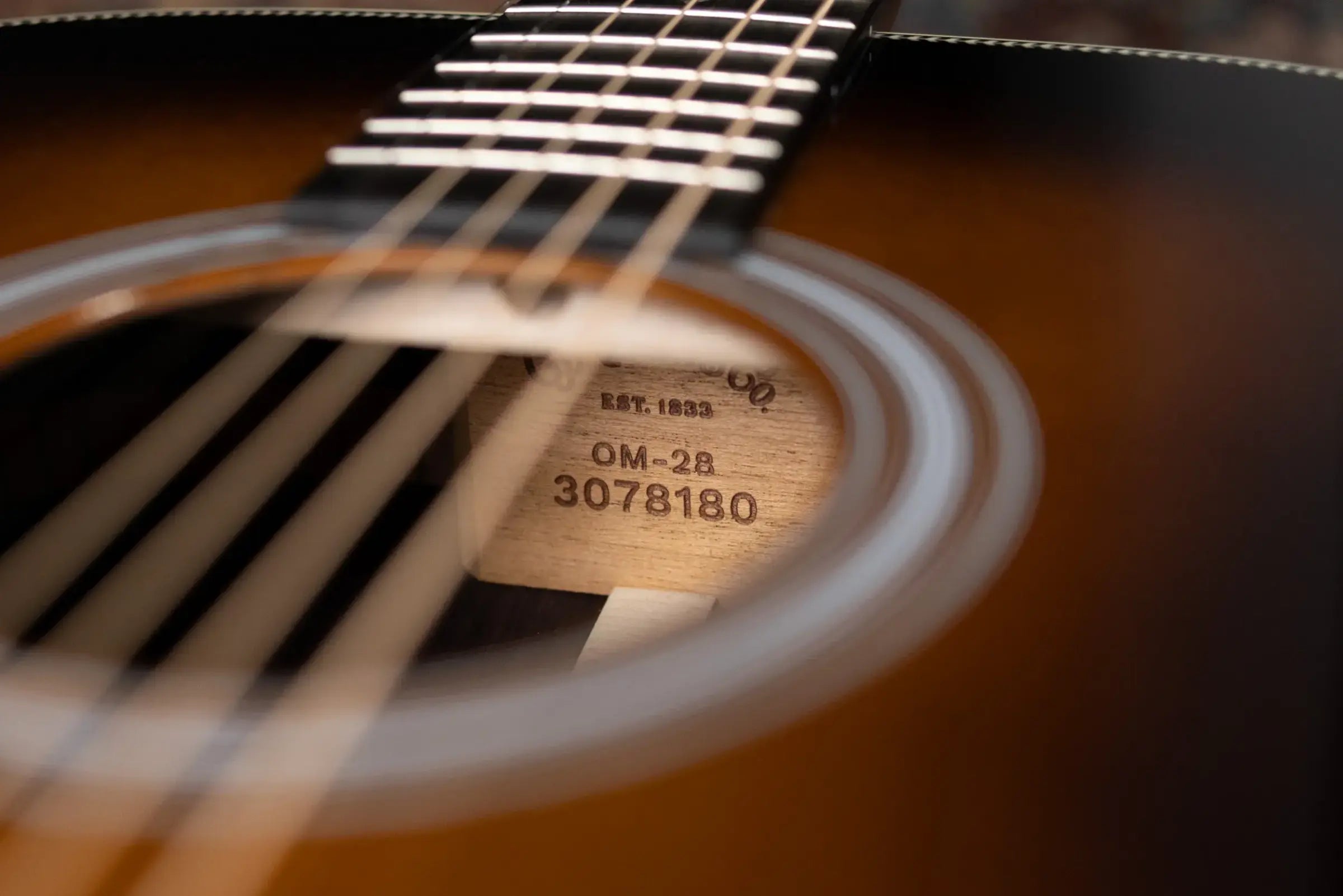 Martin OM-28 Standard Series Left-Handed Acoustic Guitar - 1935 Sunburst with Hardshell Case