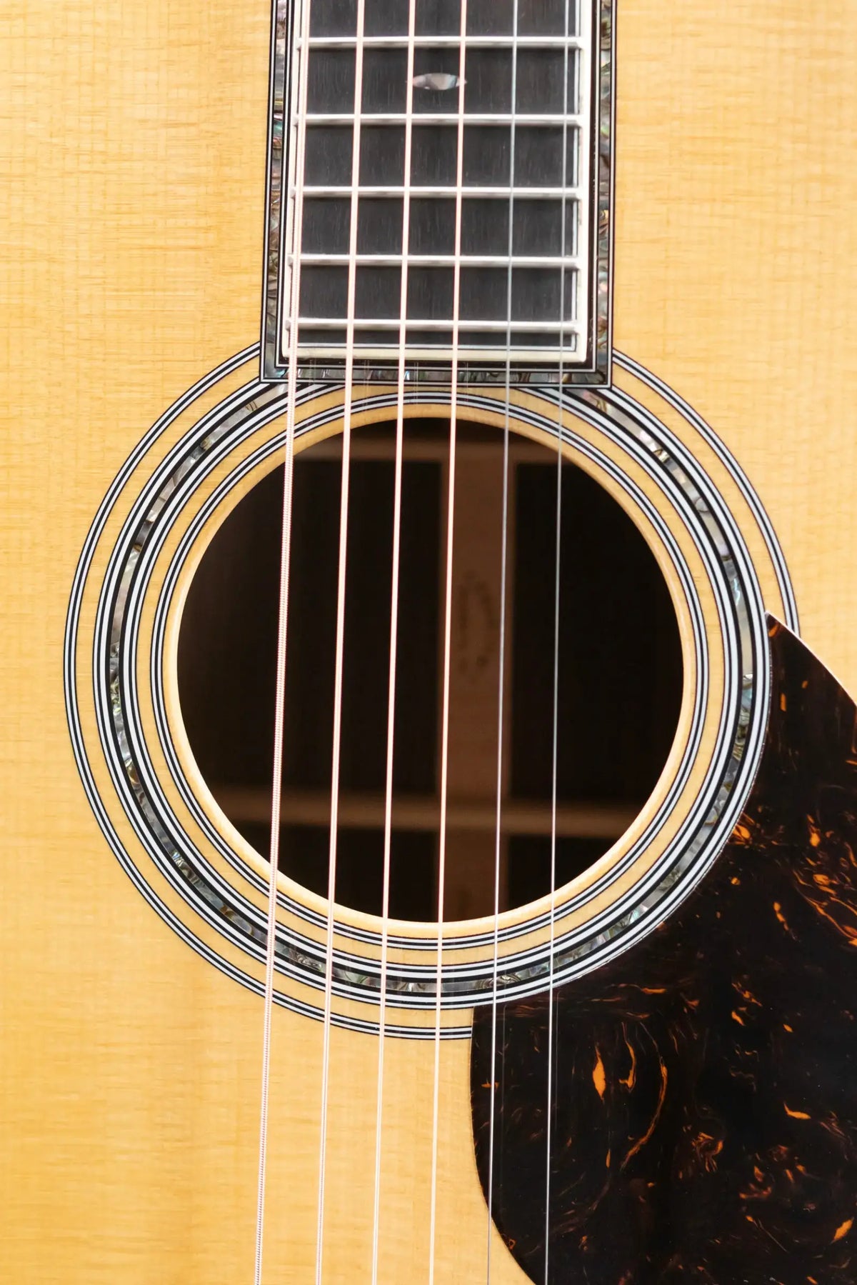 Martin OM-42 Standard Series Acoustic Guitar with Hardshell Case - Demo
