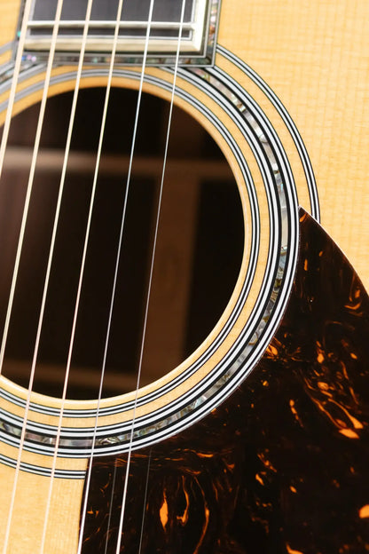 Martin OM-42 Standard Series Acoustic Guitar with Hardshell Case - Demo