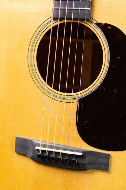 Martin Super D-18 Acoustic Guitar - Natural with Hardshell Case