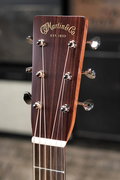 Martin Super HD-28 Dreadnought Acoustic Guitar with Hardshell Case