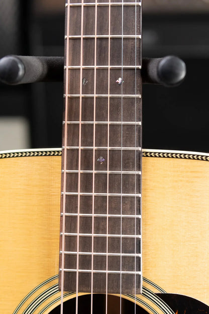 Martin Super HD-28 Dreadnought Acoustic Guitar with Hardshell Case