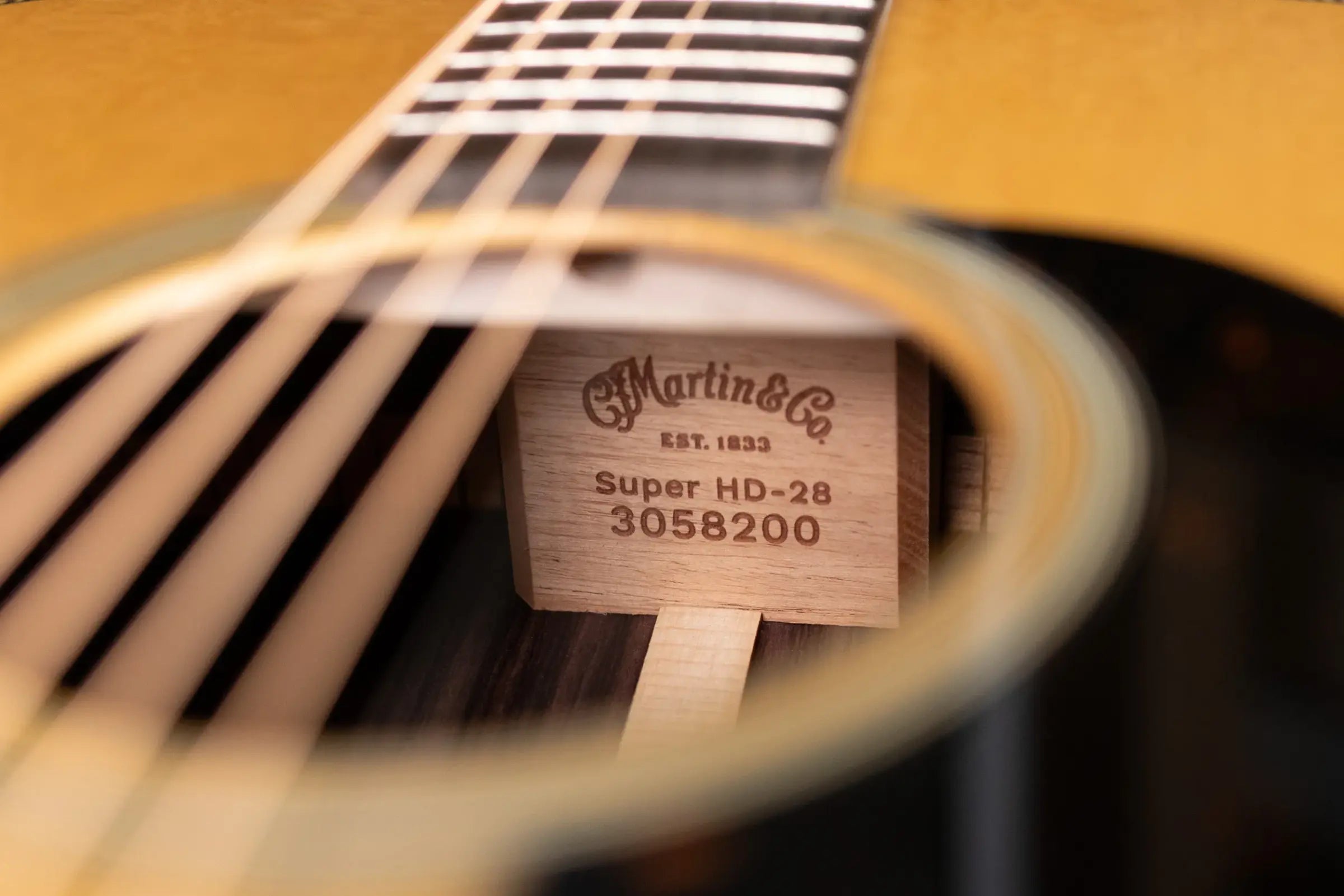 Martin Super HD-28 Dreadnought Acoustic Guitar with Hardshell Case