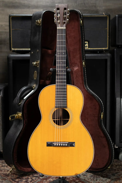 Martin Vintage Series 00-28VS Acoustic Guitar with Hardshell Case - Used