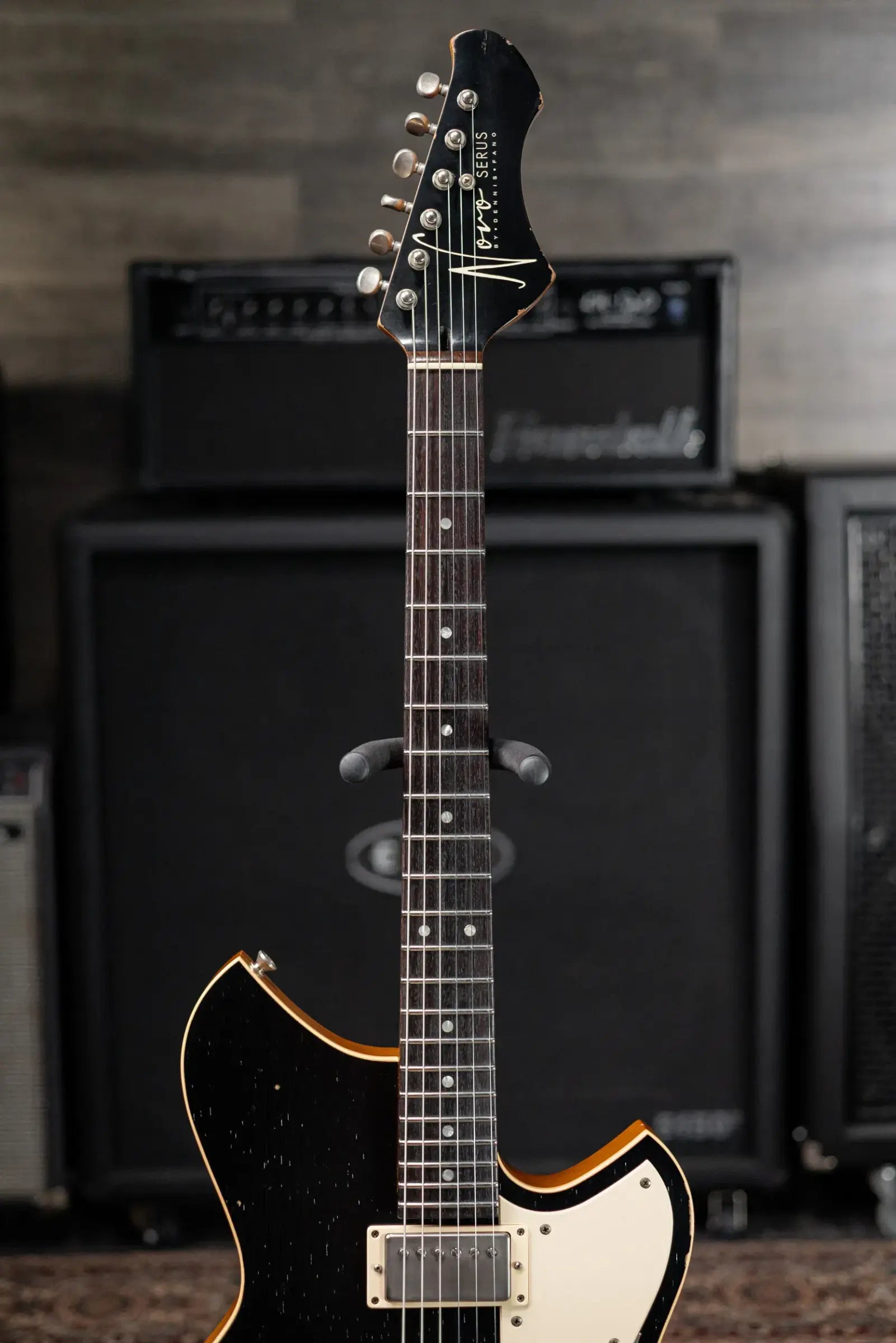 Novo Custom Serus TC Electric Guitar - Bull Black with Gig Bag