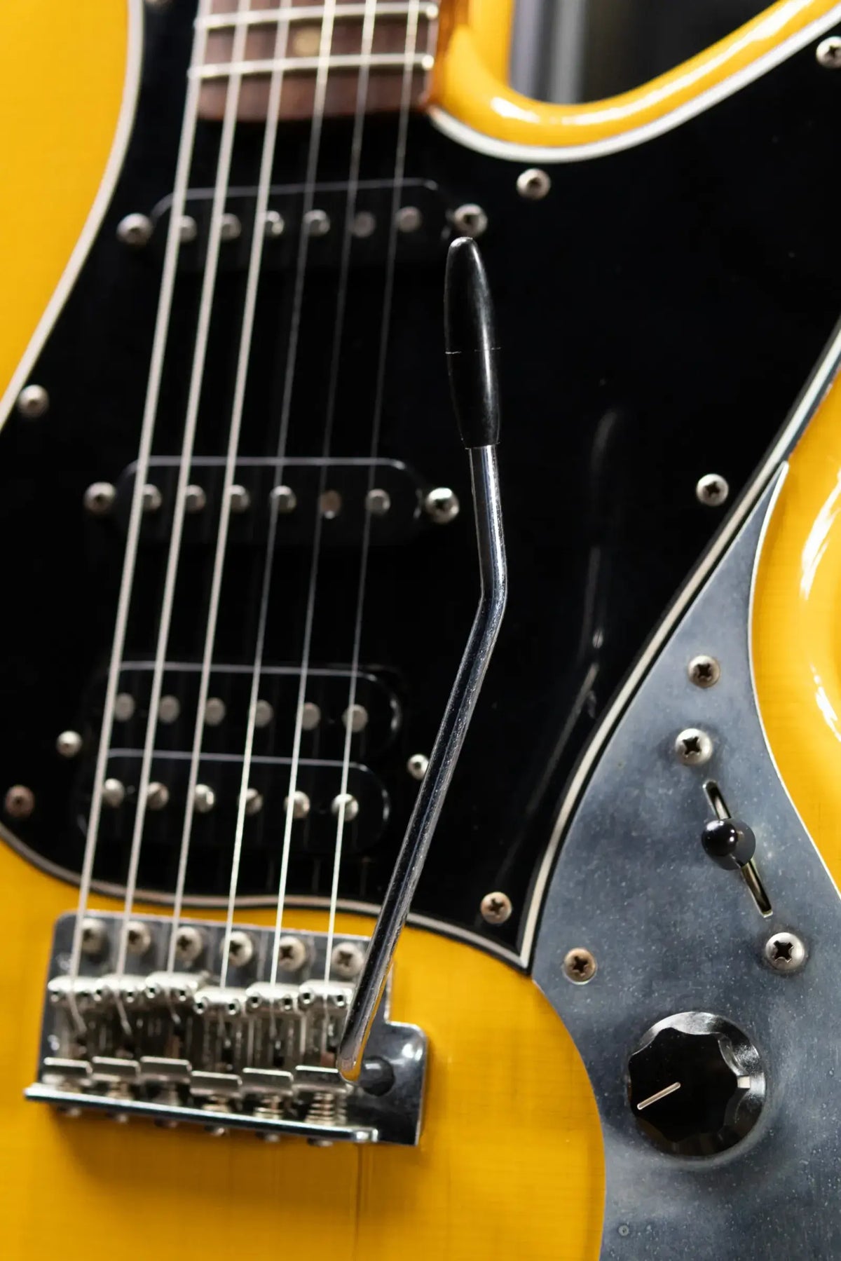 Novo Serus S HSS Electric Guitar - Vandalism Yellow with Black Pinstripe with Mono Gig Bag - Used