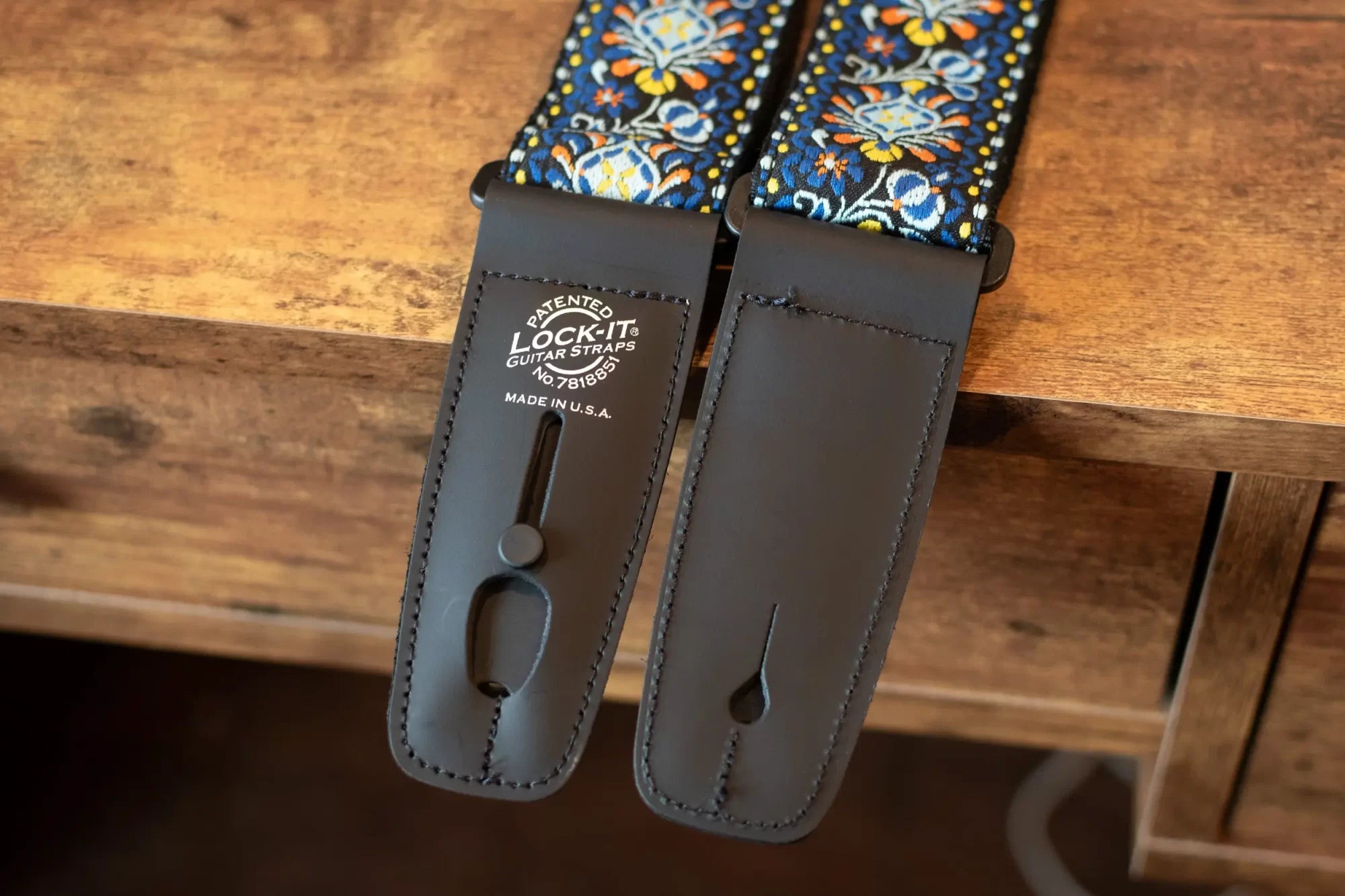 OMG Music LIS 062 BC Blue Gold Guitar Strap haggertys 5