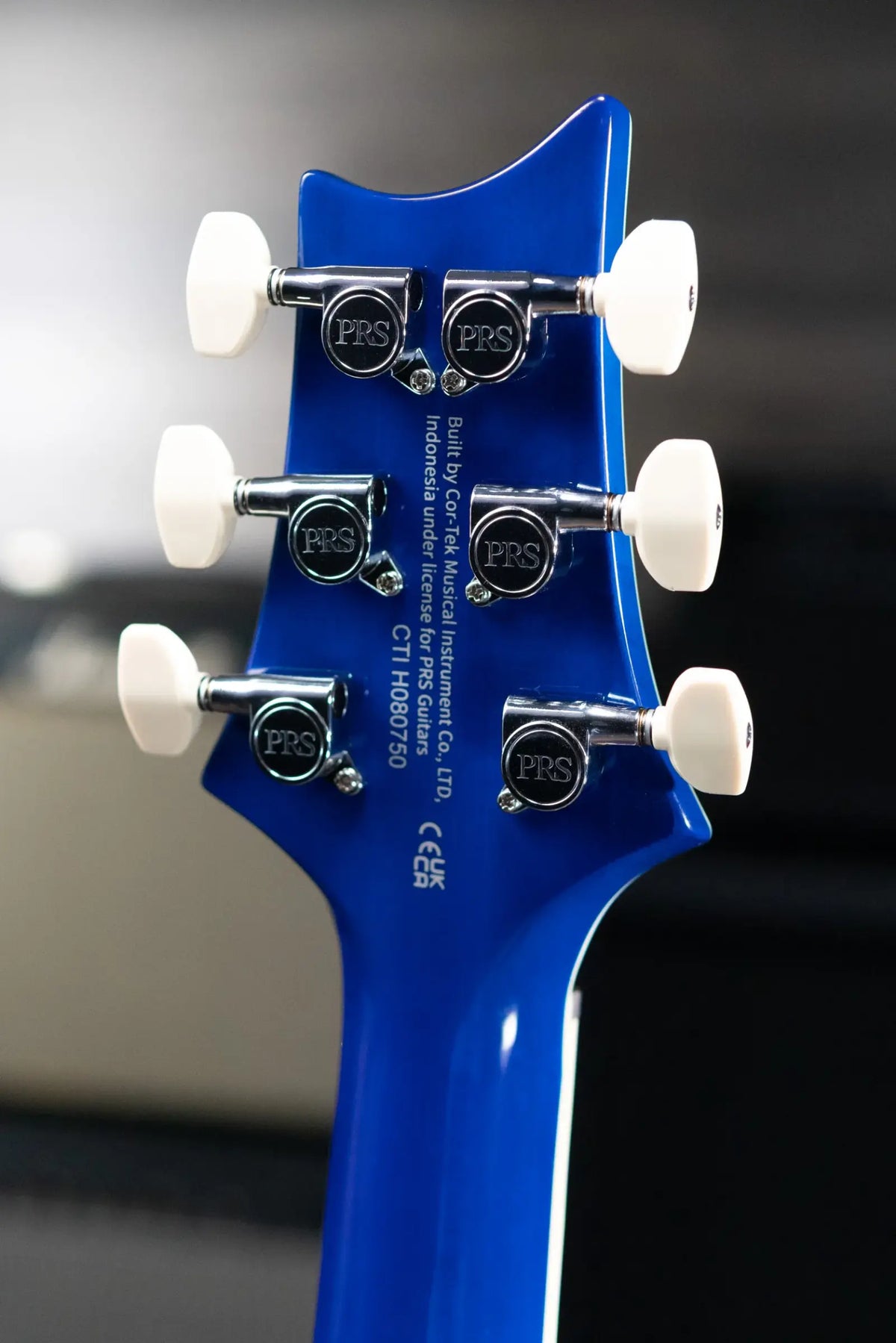 PRS SE Custom 24-08 Electric Guitar - Lake Blue with Gig Bag