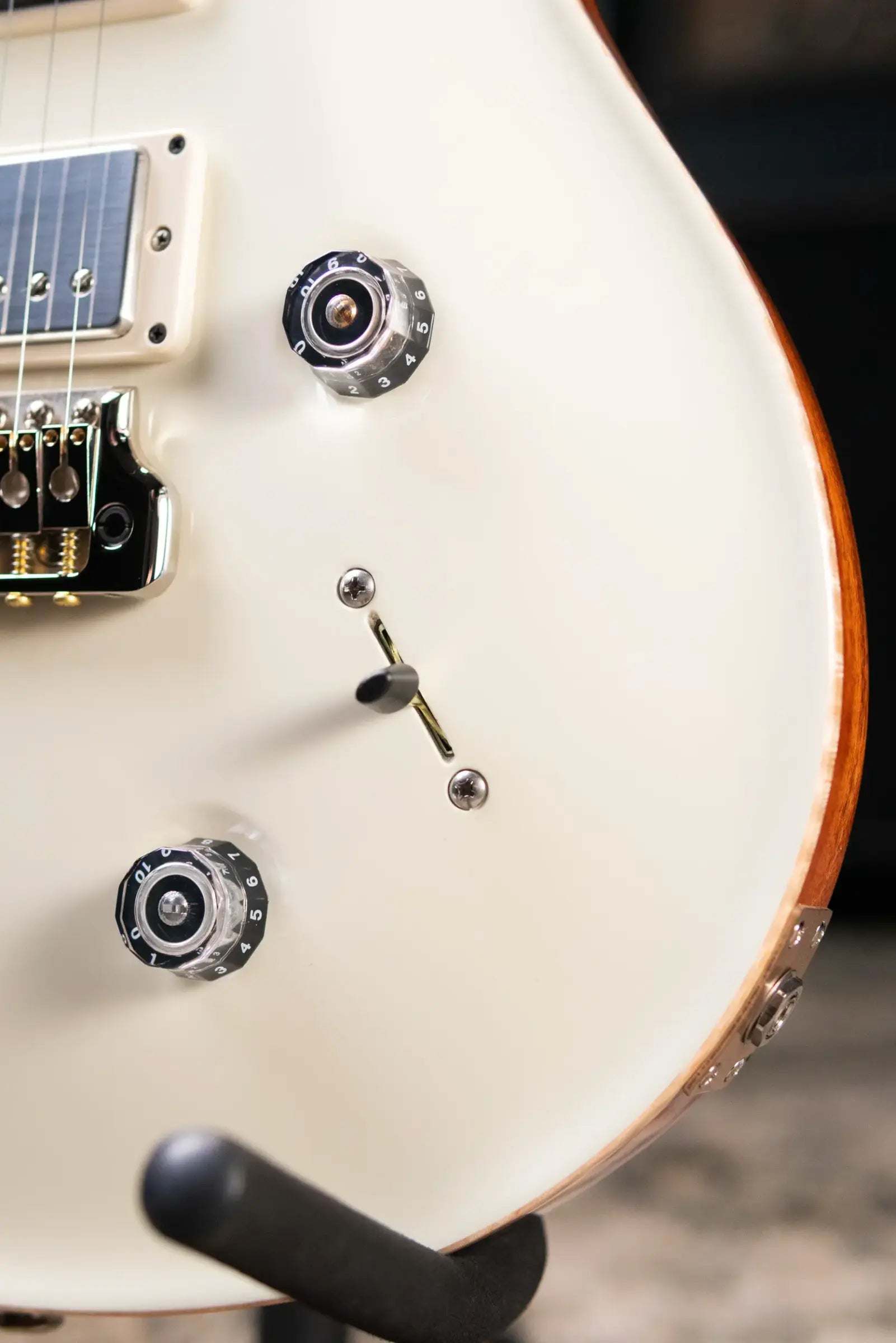 PRS Studio 22 Electric Guitar - Antique White Top with Hardshell Case