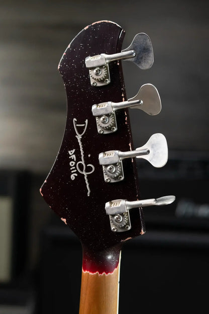 Novo Signature Series Ivorus Bass - Silvertone Burst over Bonfire with Gig Bag