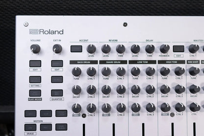 Roland TR-1000 Rhythm Creator Drum Machine