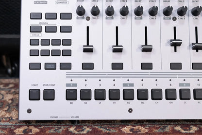 Roland TR-1000 Rhythm Creator Drum Machine