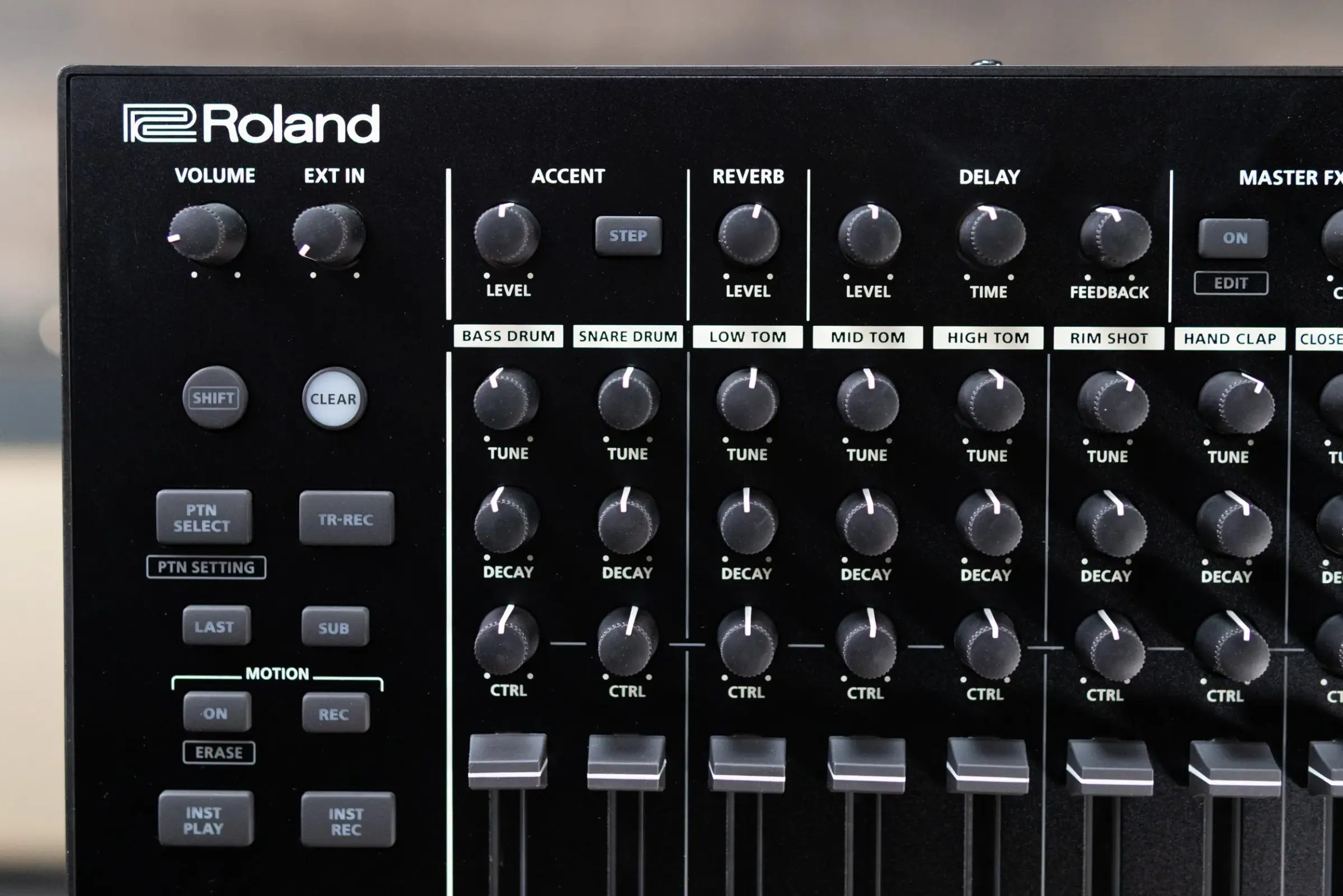 Roland TR-8S Rhythm Performer Drum Machine