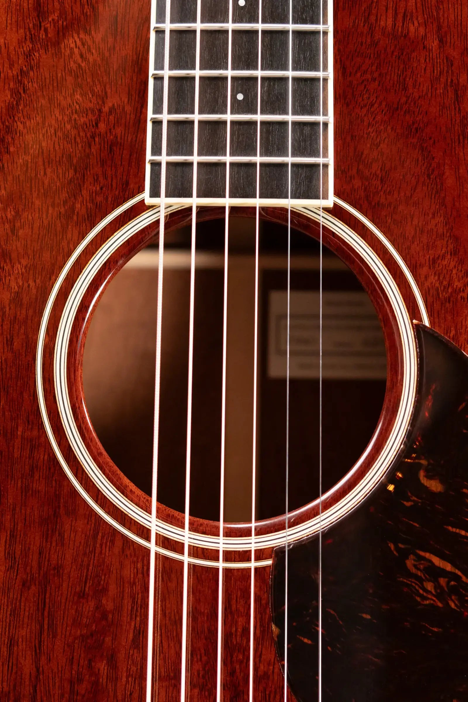 Santa Cruz 000 Acoustic Guitar - Old Growth Mahogany with Hardshell Case
