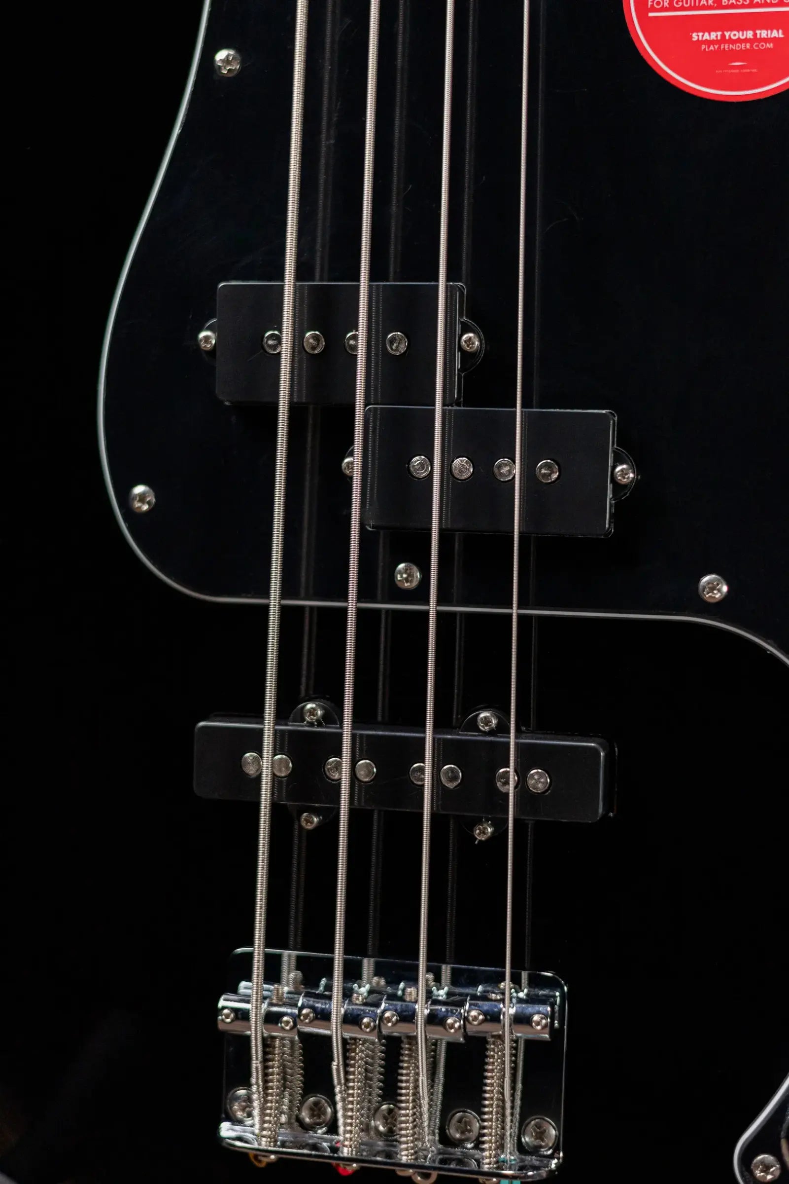 Squier Affinity Series Precision Bass PJ - Black