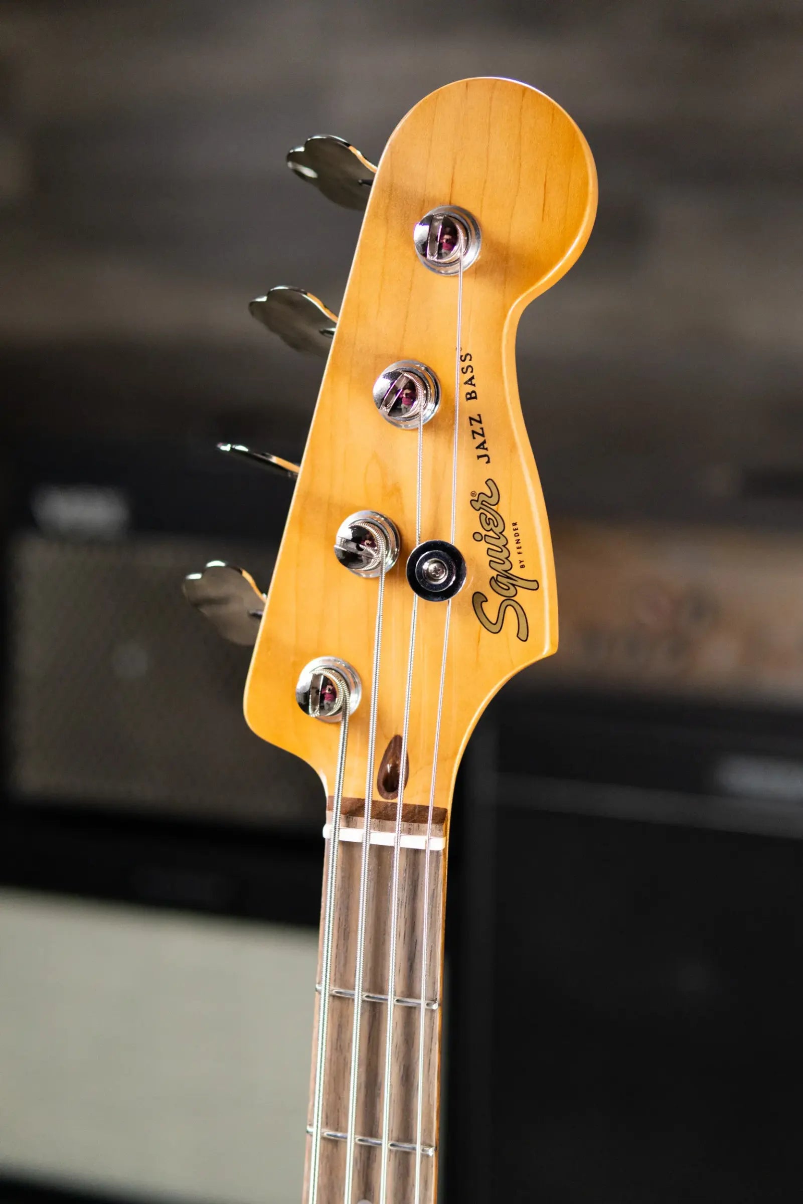 Squier Classic Vibe '60s Jazz Bass - 3-Color Sunburst