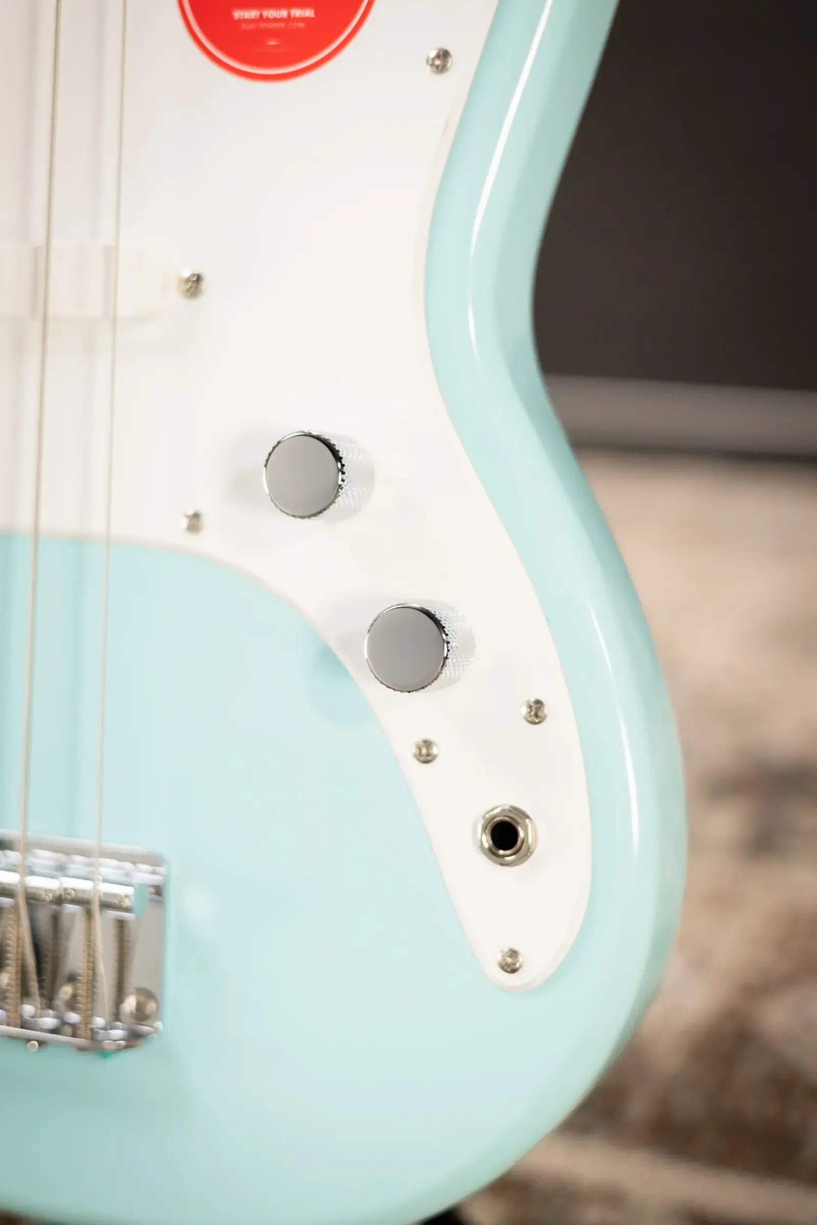 Squier Sonic Bronco Bass - Daphne Blue