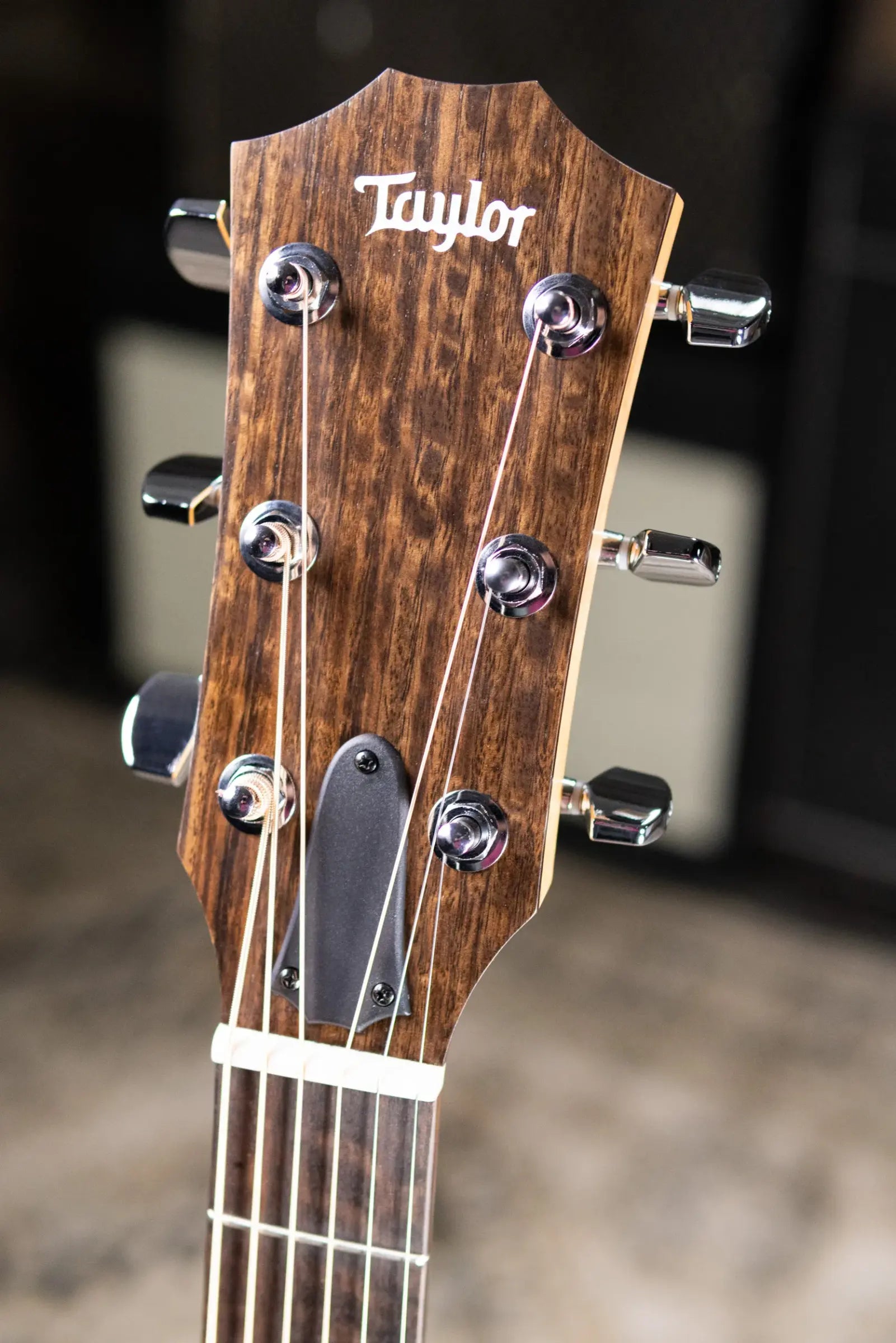 Taylor 112ce Special Edition Grand Concert Acoustic/Electric Guitar - Honeyburst with Gig Bag