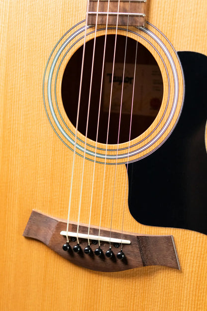 Taylor 114ce Grand Auditorium Acoustic/Electric Guitar - Sapele with Gig Bag