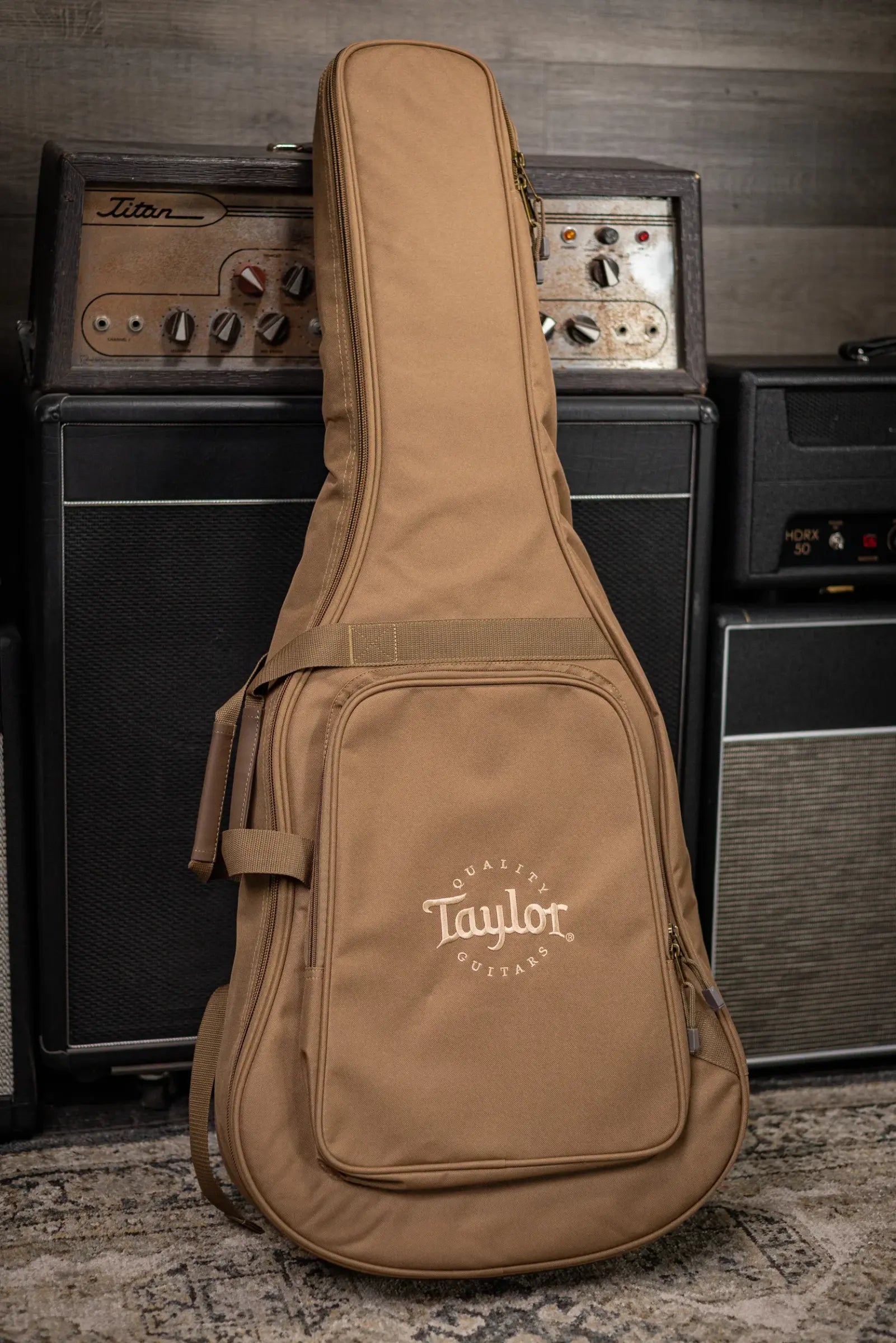 Taylor 117e Grand Pacific Acoustic/Electric Guitar with Gig Bag