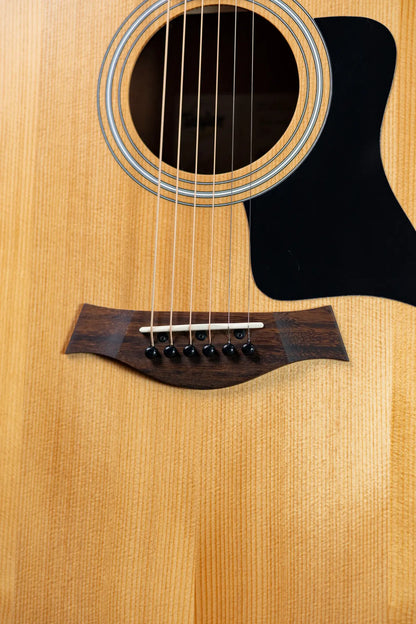 Taylor 117e Grand Pacific Acoustic/Electric Guitar with Gig Bag