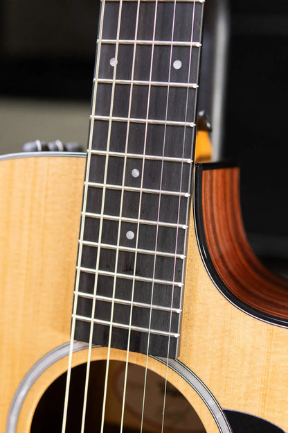 Taylor 212ce Plus Grand Concert Acoustic/Electric Guitar with Aerocase