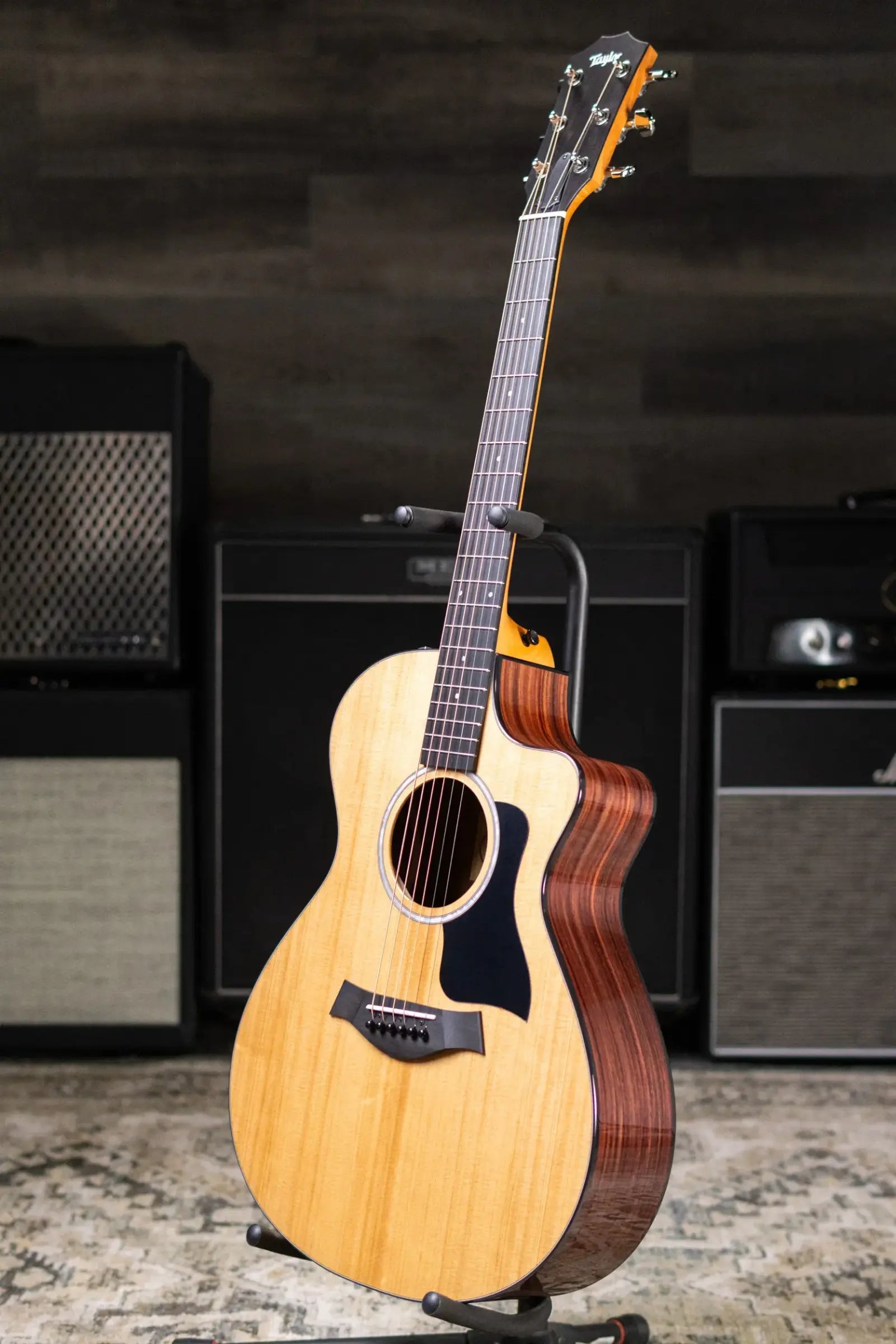 Taylor 212ce Plus Grand Concert Acoustic/Electric Guitar with Aerocase